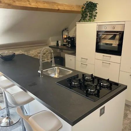 Le Rossignol Met Airco & Prive Terras Apartmán *