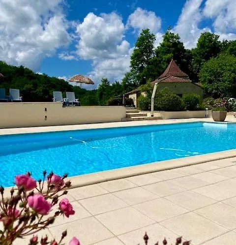 Apartment Le Rossignol Met Airco & Prive Terras Dégagnac