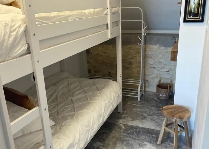 Le Rossignol Met Airco & Prive Terras Апартаменты Degagnac