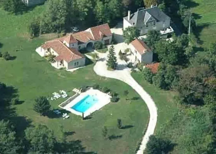 Le Rossignol Met Airco & Prive Terras Апартаменты Degagnac